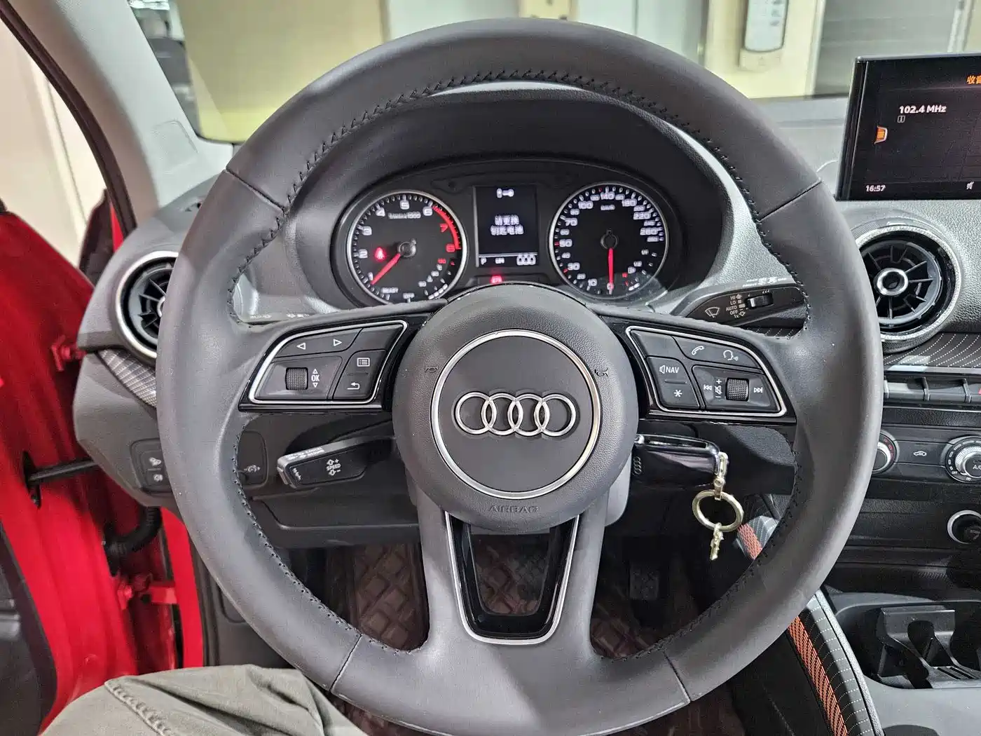 Audi Q2L 2018 35 TFSI Launch Exclusive Edition China VI фото 24