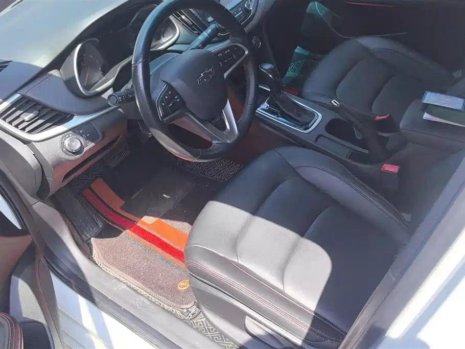 Chevrolet Monza 2019 RS 330T Auto Smooth Edition China VI фото 9