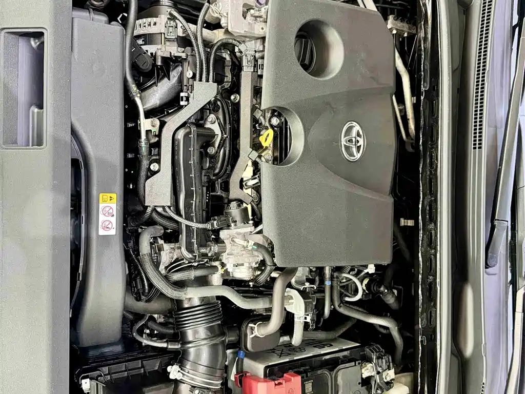 Toyota Avalon 2022 2.0L XLE Premium фото 26