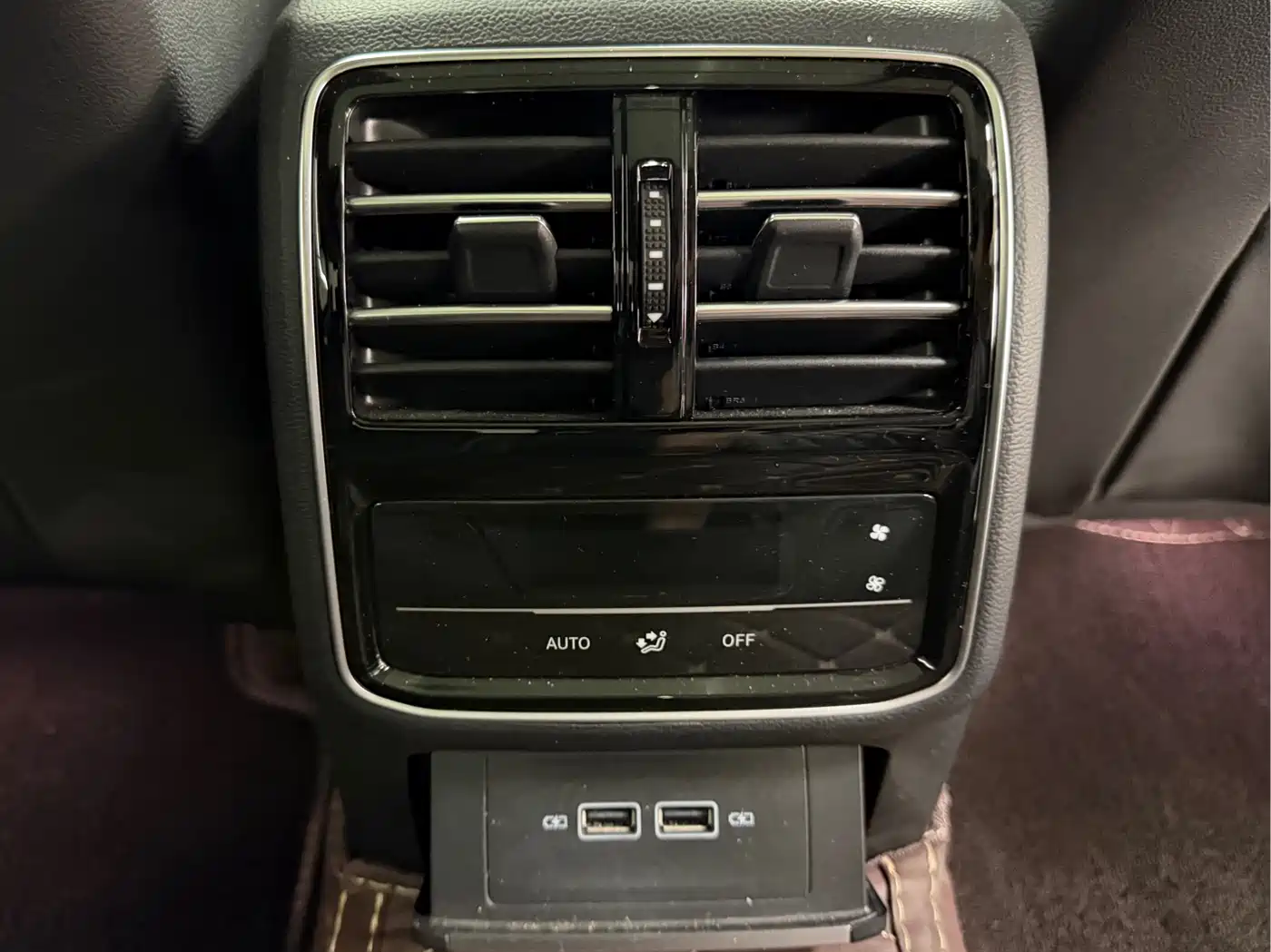 Volkswagen Magotan GTE Plug-in Hybrid 2022 GTE Premium фото 8