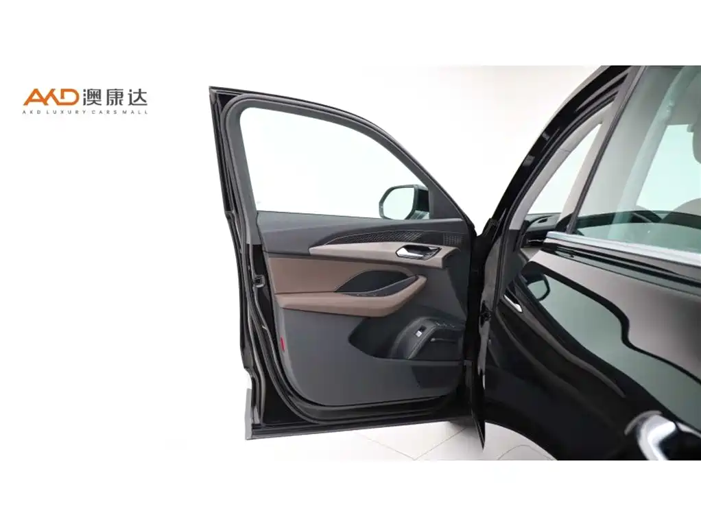Audi Q6 2023 2023 45 TFSI quattro Uniform Cloud Yulin Package