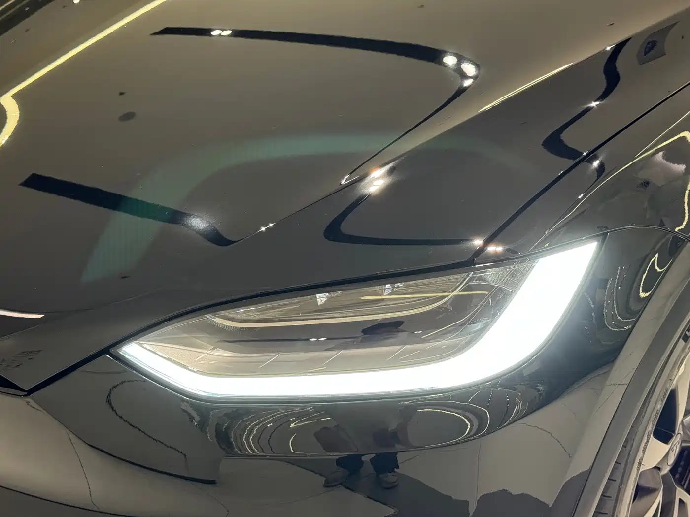 Photo 22 - Tesla Model X