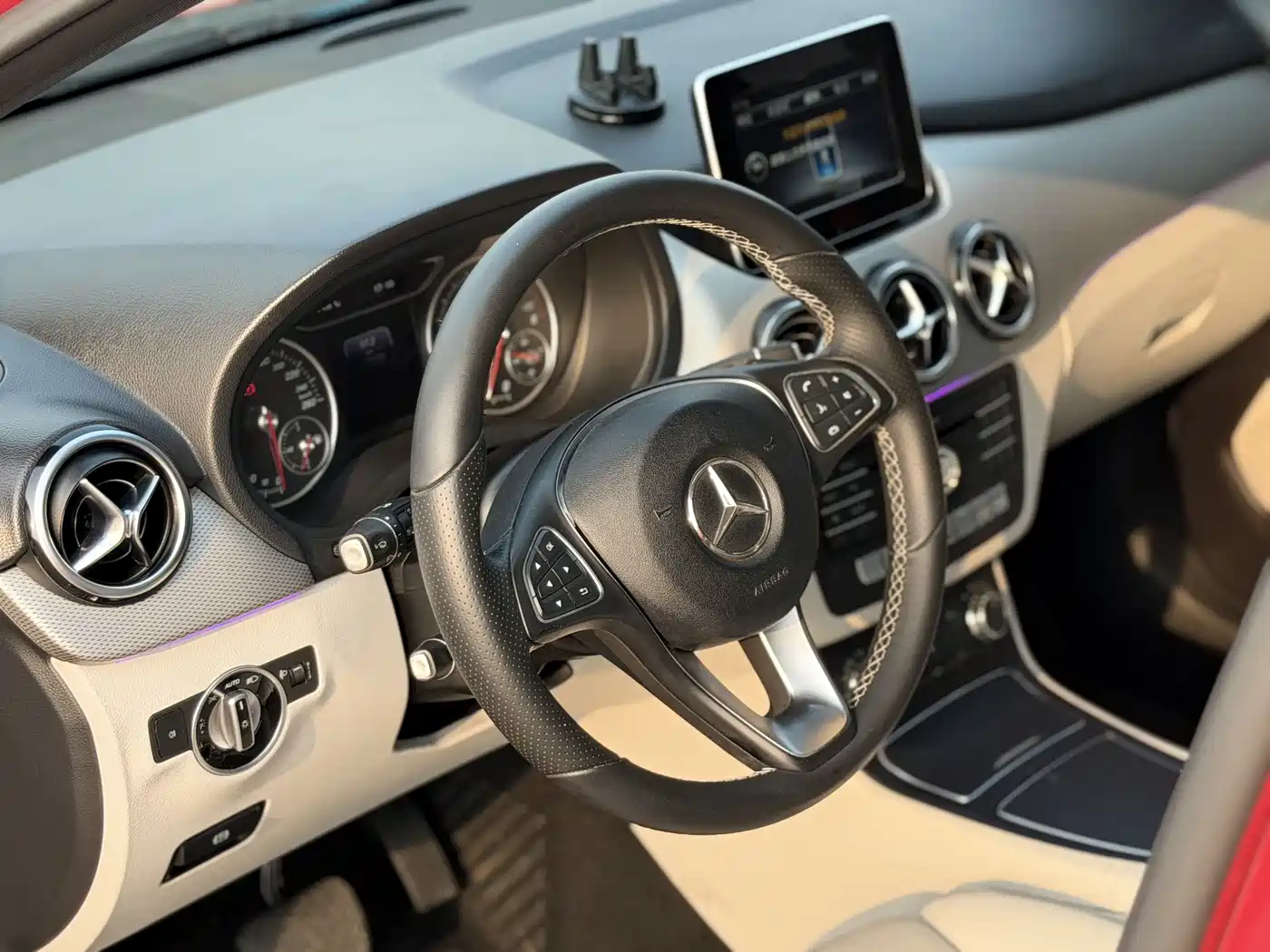 Mercedes-Benz B-Class 2015 B 200 Dynamic фото 11