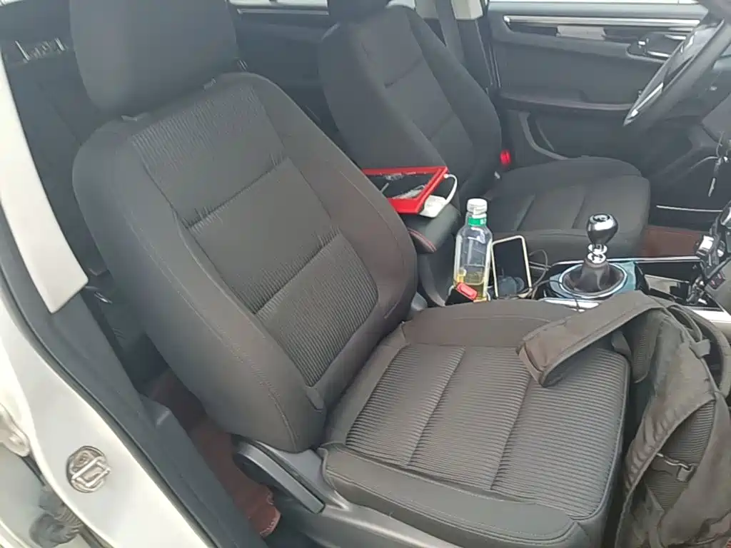 Zotye Damai X5 2016 2016 1.5T Manual Elite 7-Seater (China IV)