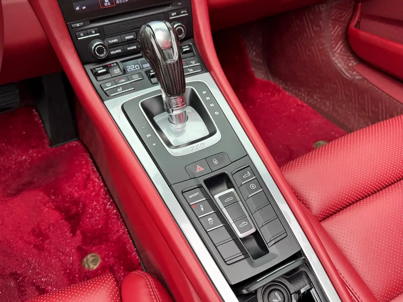 Porsche 718 2018 Boxster 2.0T фото 9