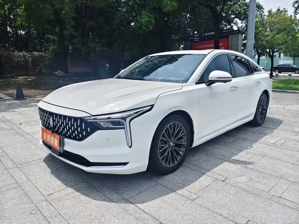 Photo 1 - Besturn B70