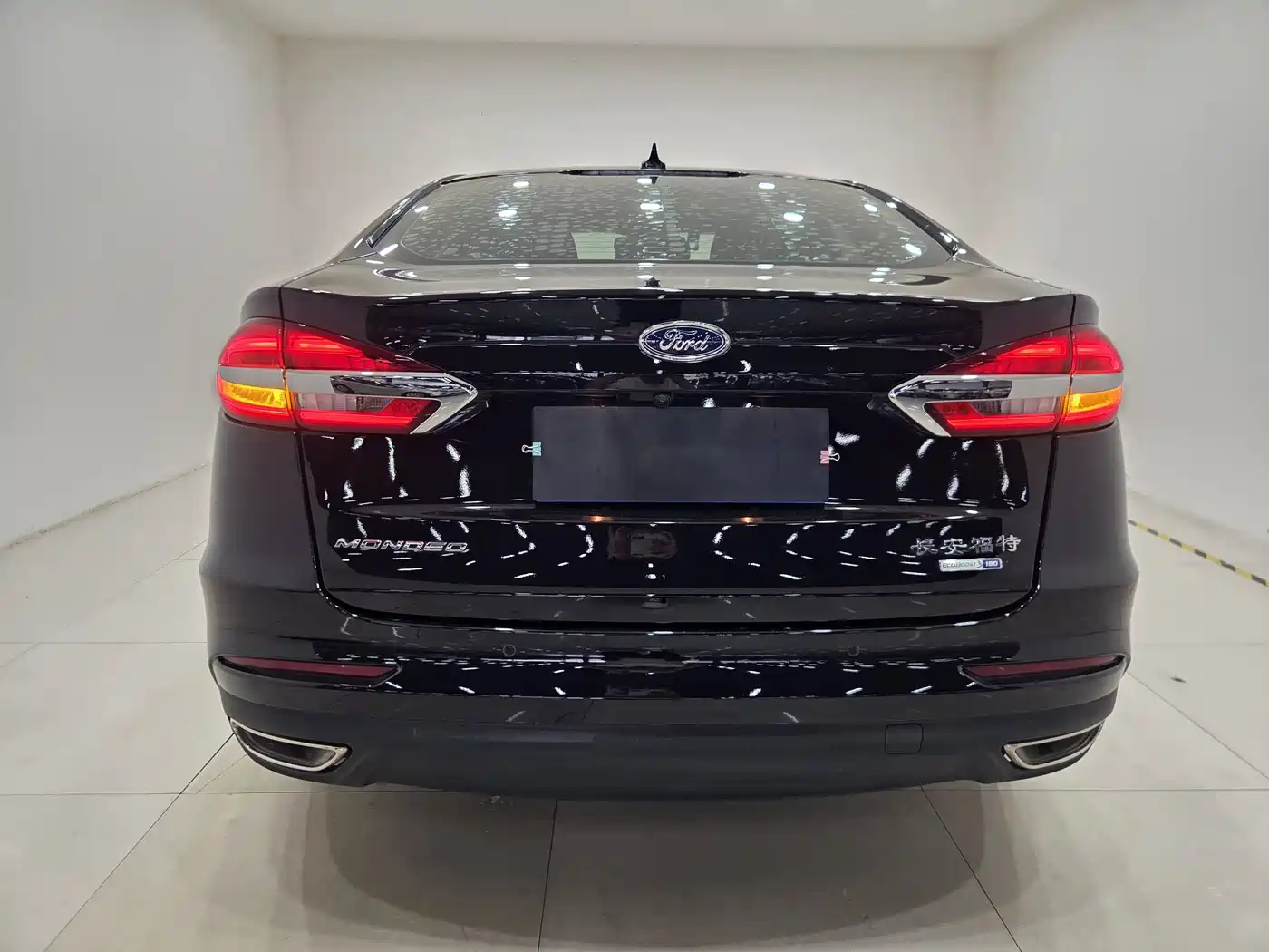 FORD MONDEO