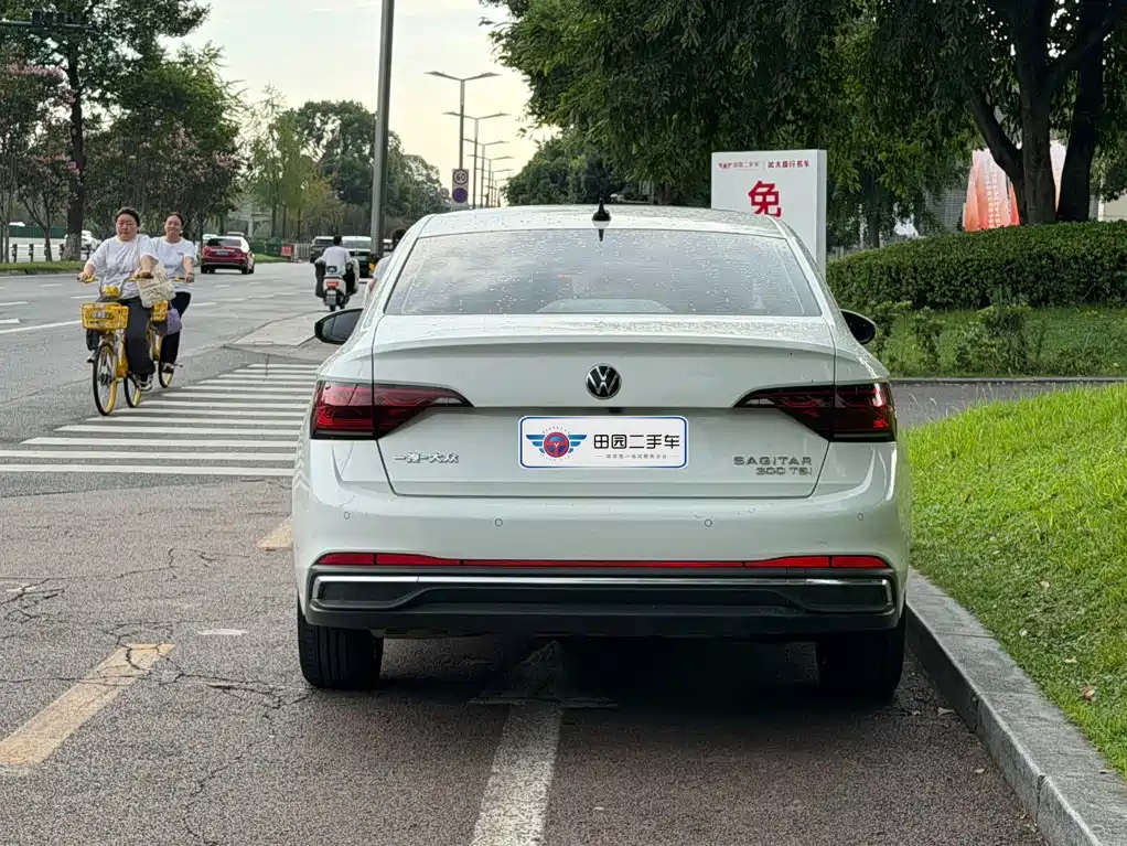 Volkswagen Sagitar, миниатюра 5
