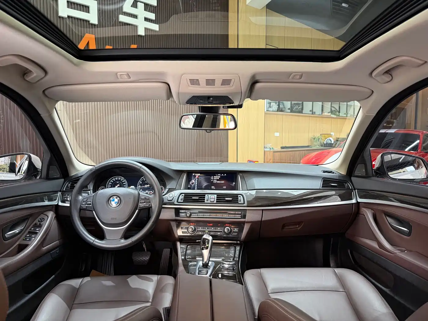 BMW 5 Series 2017 525Li Luxury Design Package фото 17