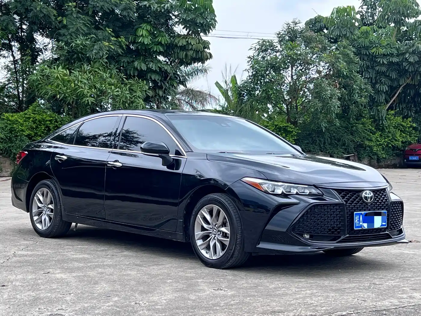 Toyota Avalon 2019 2.0L Luxury Edition (China VI) фото 2