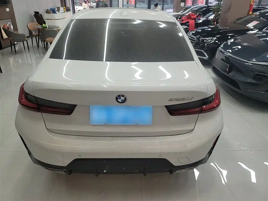 BMW 3 Series 2025 325Li M Sport Package фото 6