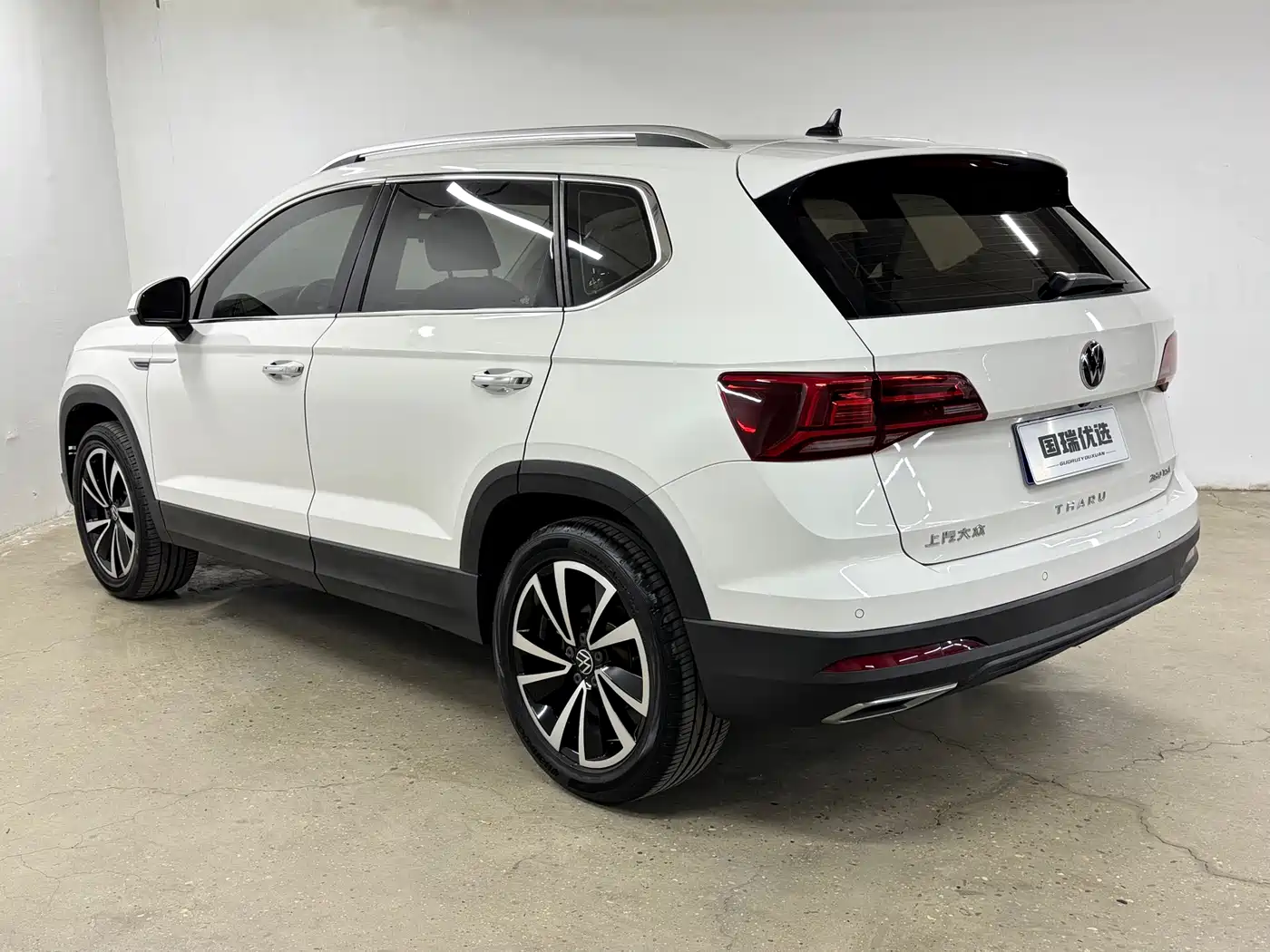 Volkswagen Tharu 2022 280TSI FWD Luxury Edition фото 6