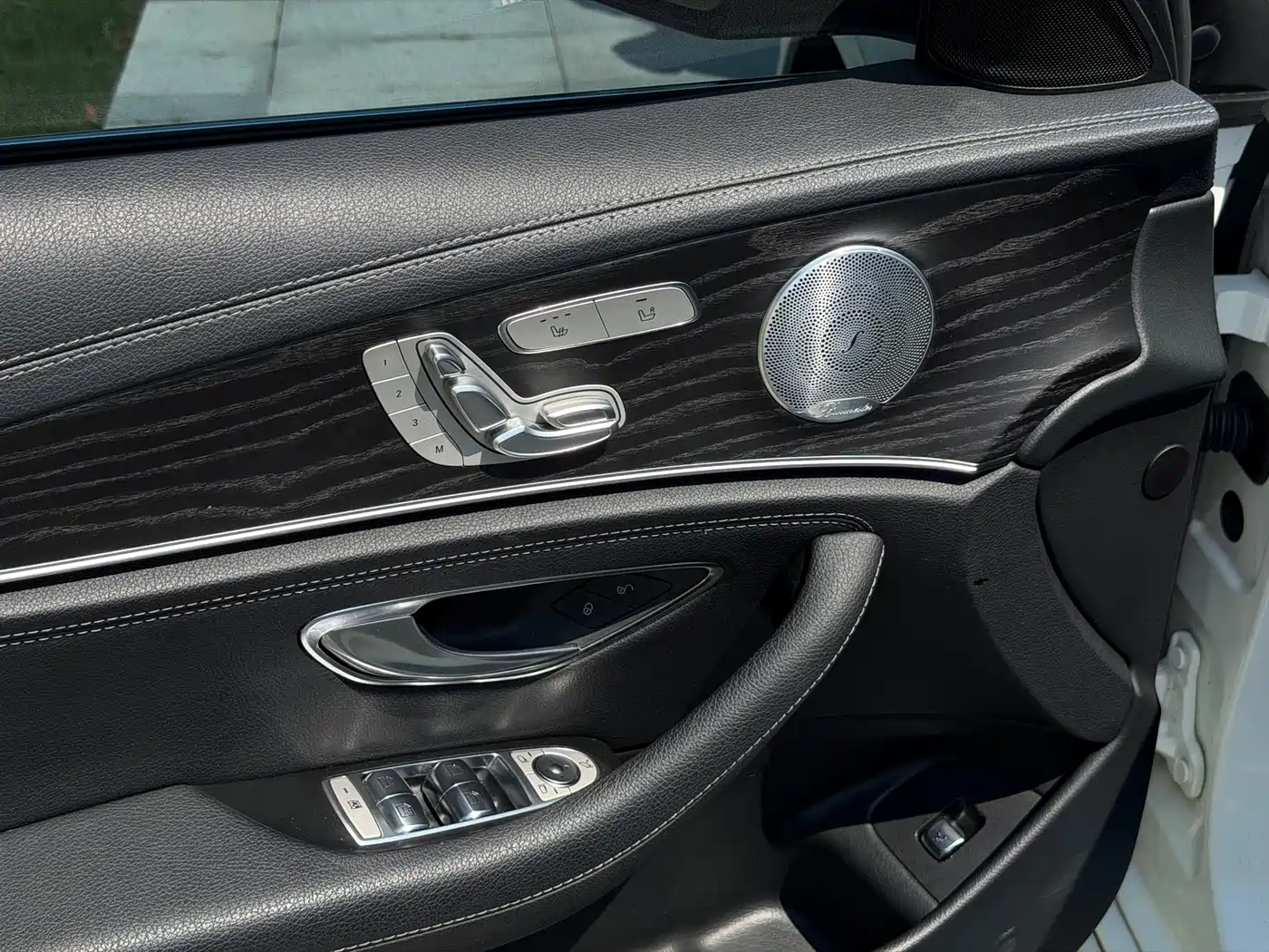 Mercedes-Benz E-Class 2019 E 300 L Sport Luxury фото 11