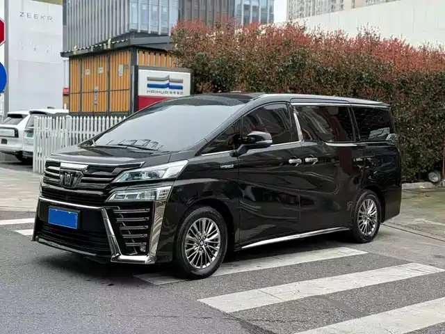 Toyota Vellfire 2022