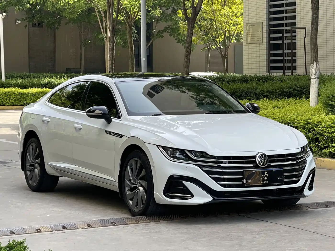 Volkswagen FAW-Volkswagen CC 2021 380TSI Eye-catching Edition фото 3