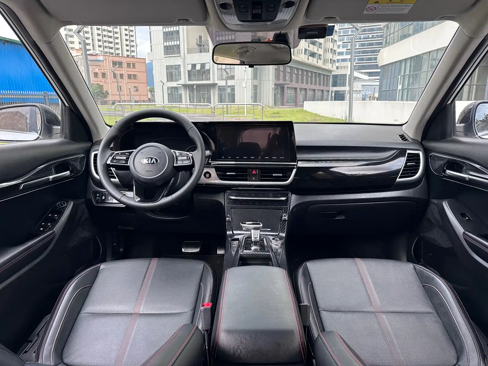 Фото 7 - Kia KX3