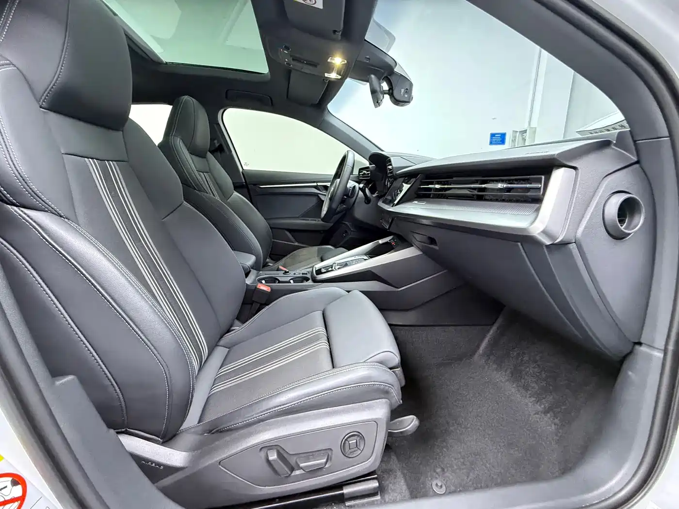 Audi A3 2023 A3L Limousine 35 TFSI Fashion Sport фото 12