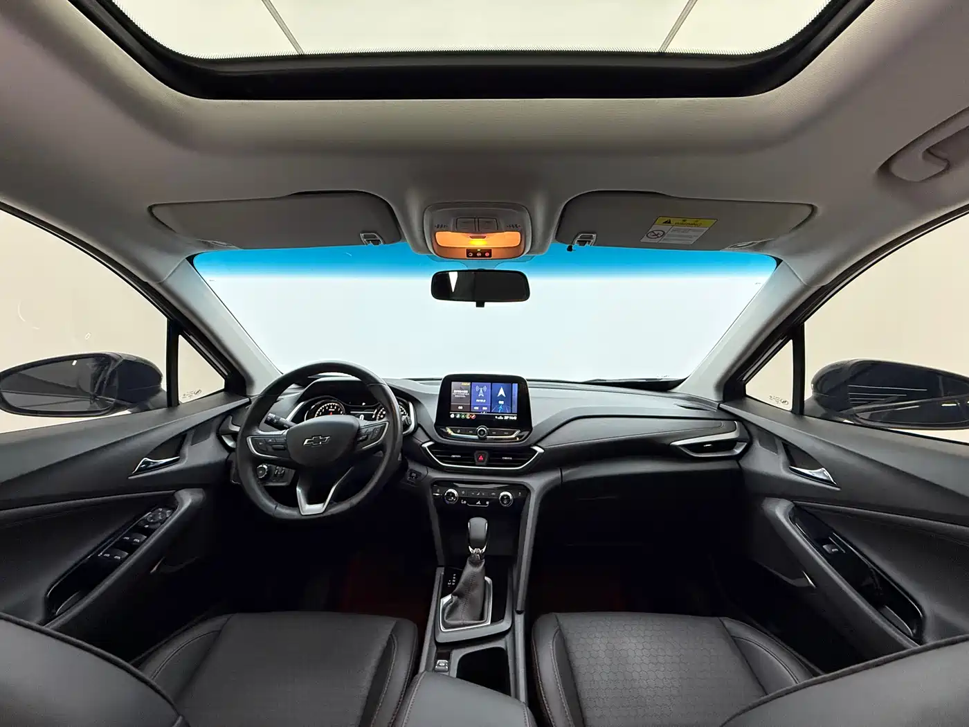 CHEVROLET VOLANDO