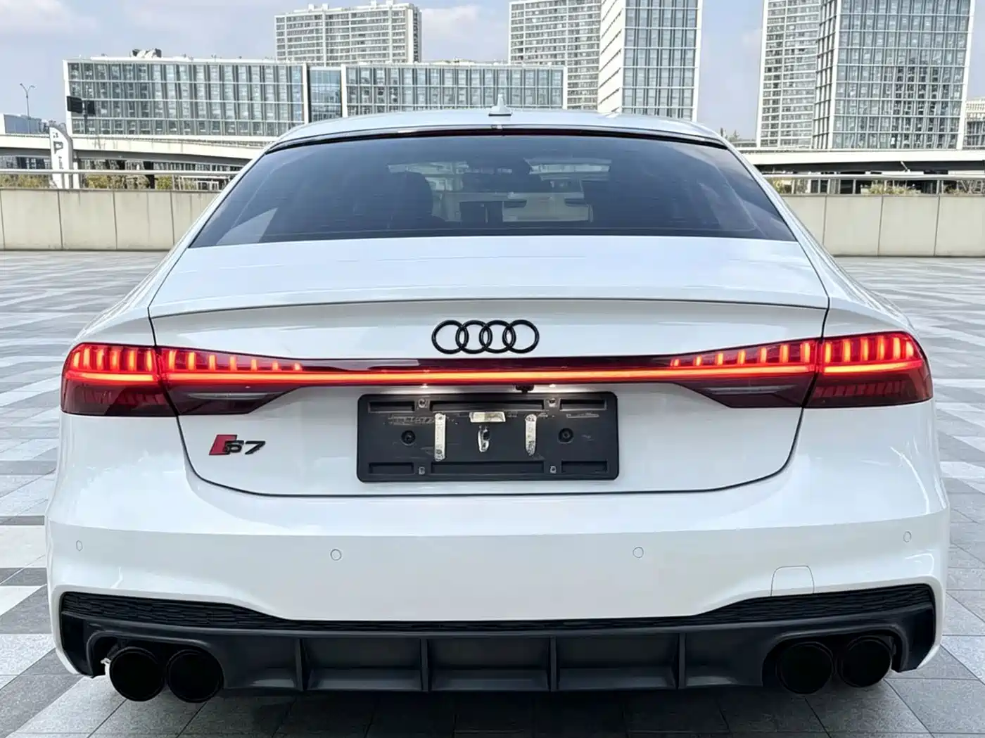 Фото 7 - Audi A7