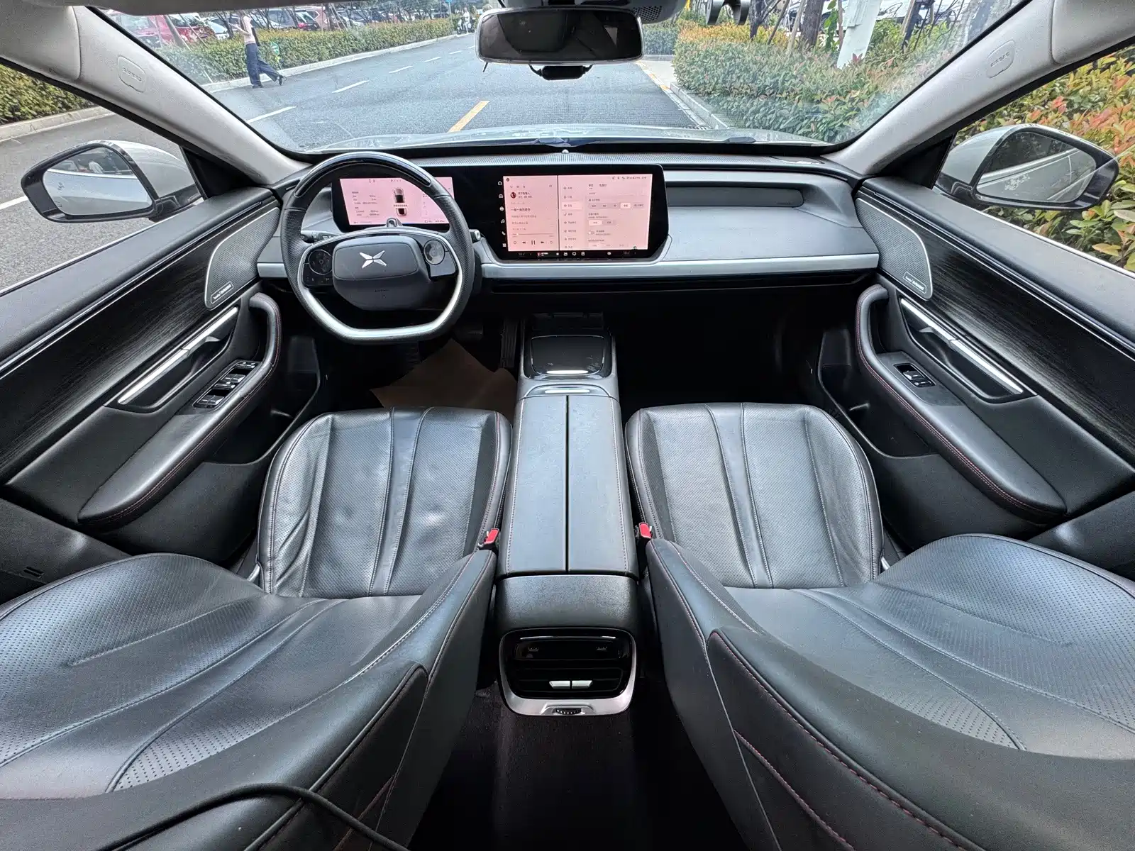 Фото 6 - XPeng P7