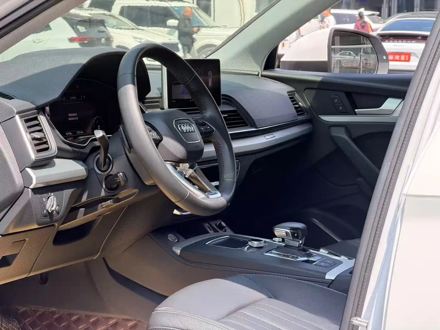 Audi Q5L 2020 40 TFSI Prestige Fashion фото 11