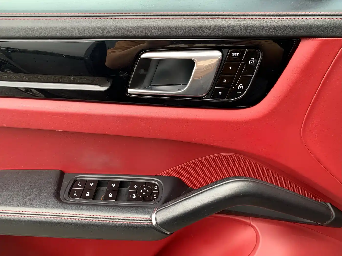 Porsche Cayenne 2018 Cayenne S 2.9T фото 21