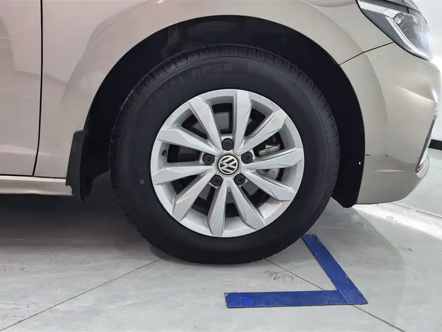 Volkswagen Bora 2019 Facelift 1.5L Automatic Fashion China VI фото 6