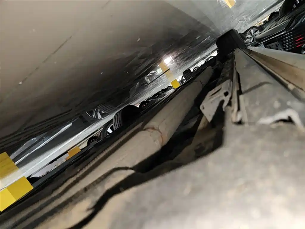 BYD Xia 2025 DM-i 1.5T 100km Surpass Edition фото 21