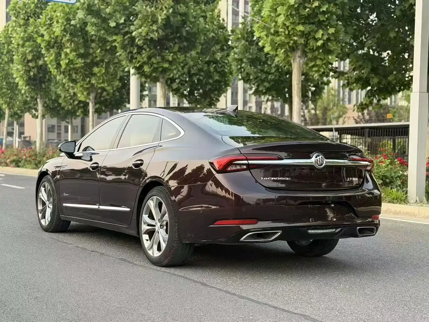 BUICK LACROSSE