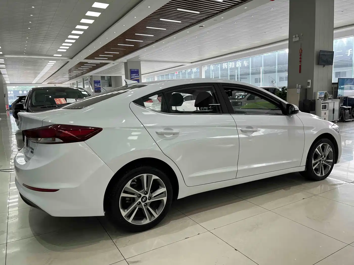 HYUNDAI LEAD