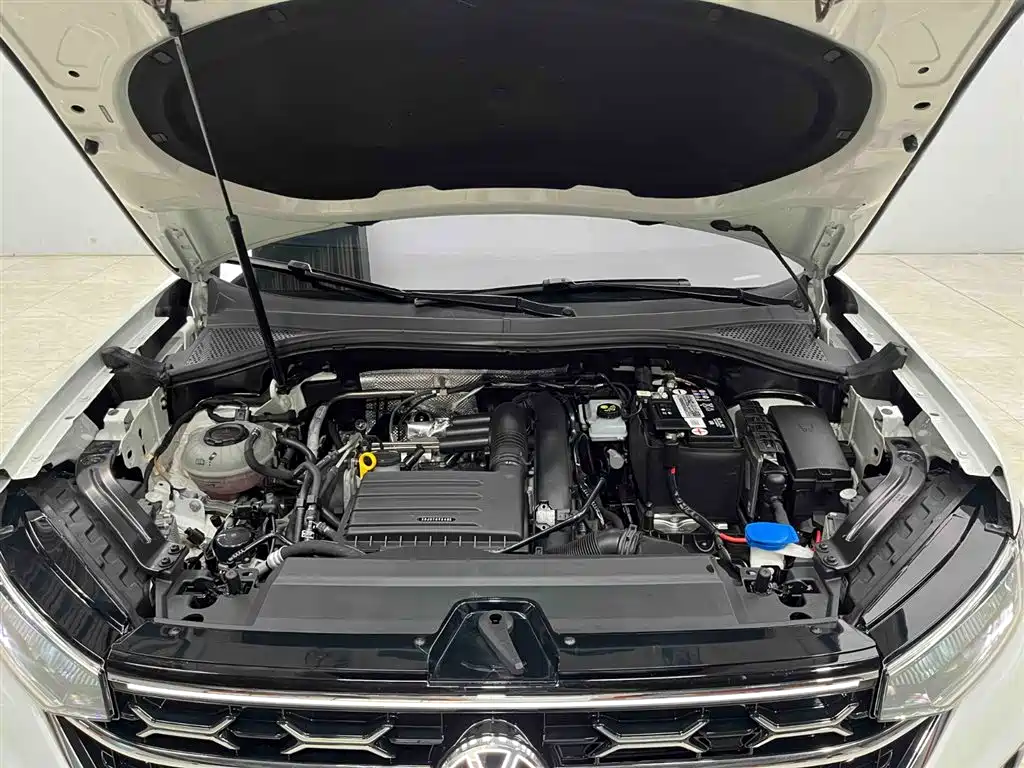 Volkswagen Tayron 2023 280TSI 2WD Luxury Plus Advanced Edition фото 23