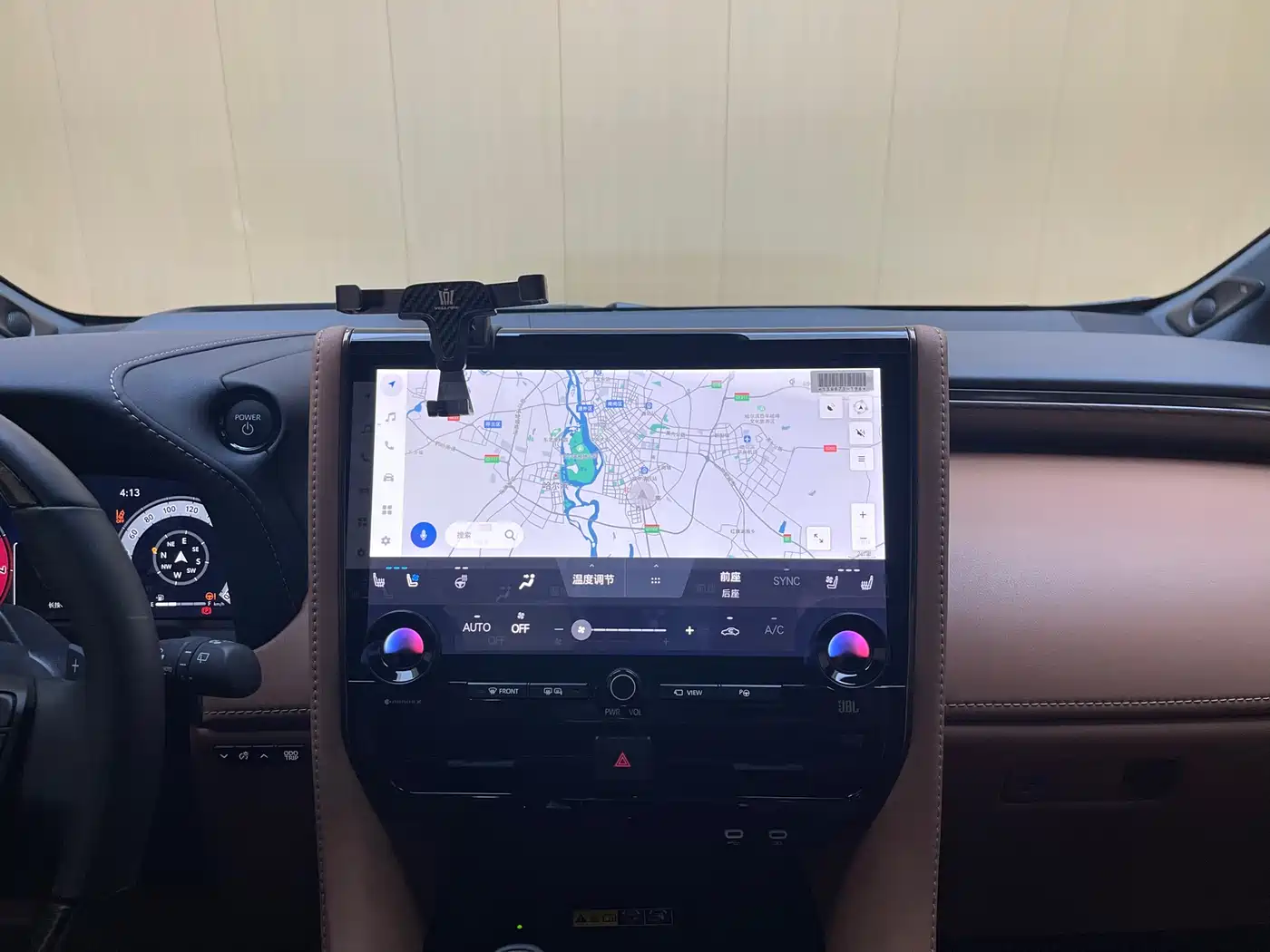 Toyota Vellfire 2024 Crown Hybrid 2.5L Premium Edition фото 18