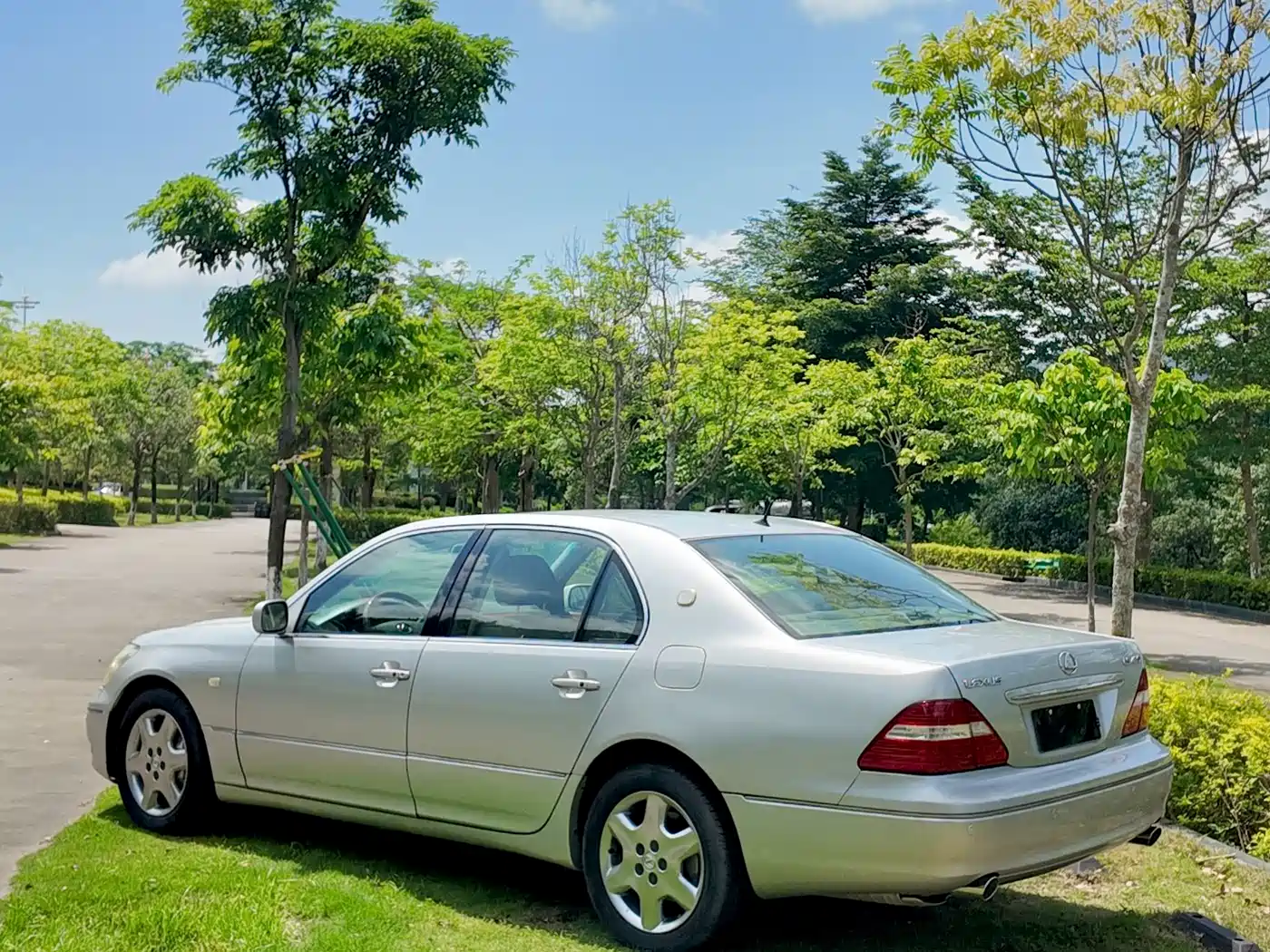 Lexus LS 2005 430 фото 9
