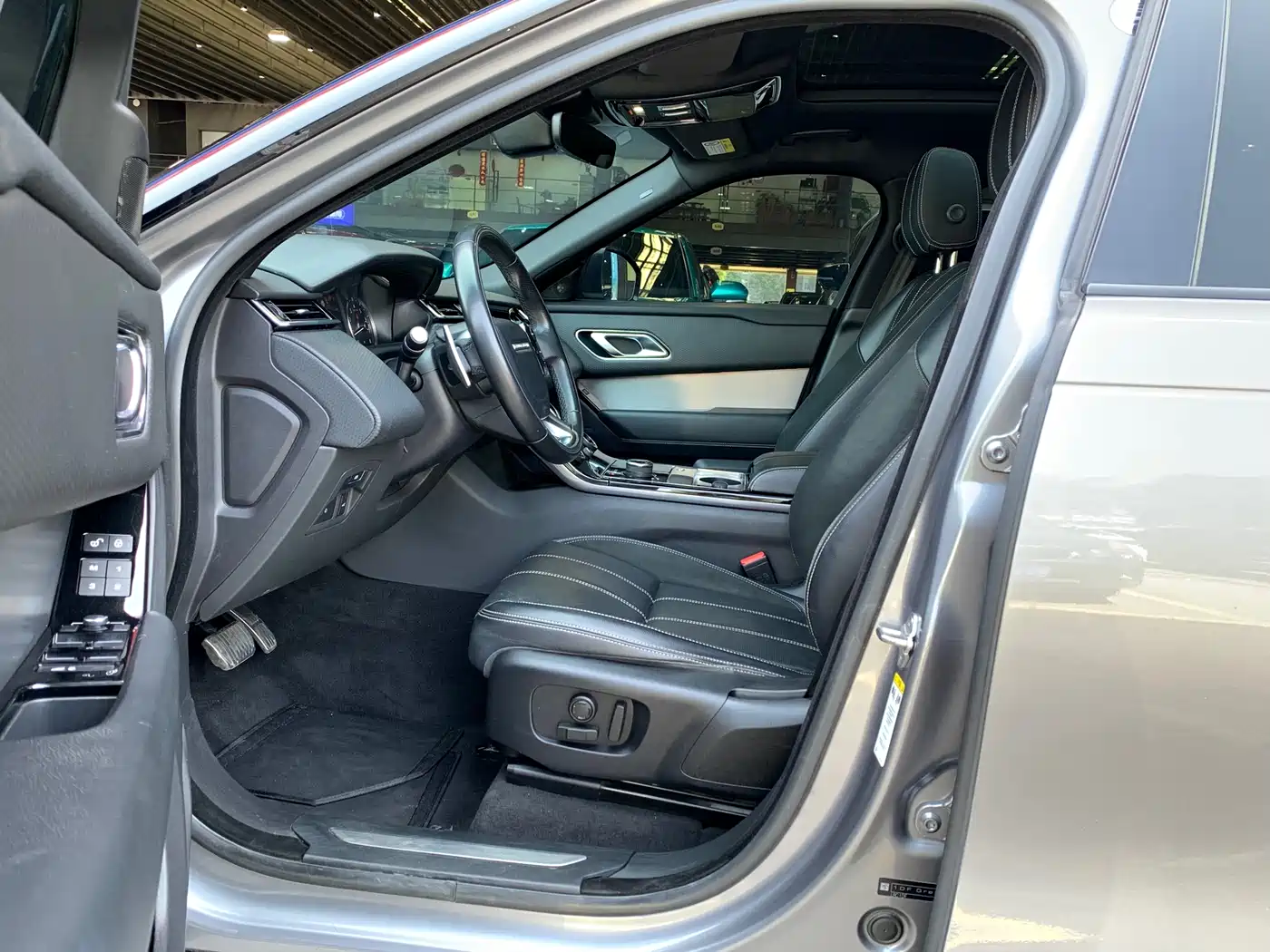 Land Rover Range Rover Velar 2020 P250 R-DYNAMIC S фото 5