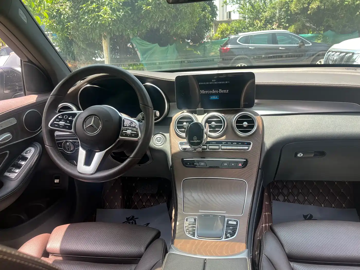 Mercedes-Benz GLC 2020 GLC 260 L 4MATIC Luxury фото 6