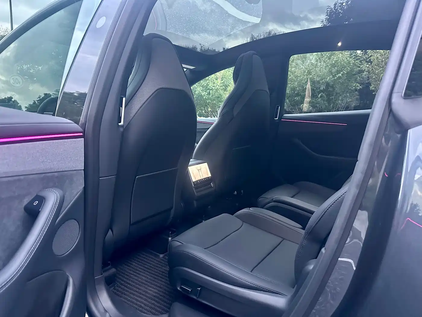 Tesla Model Y L 2026 2025 Facelift Long Range AWD