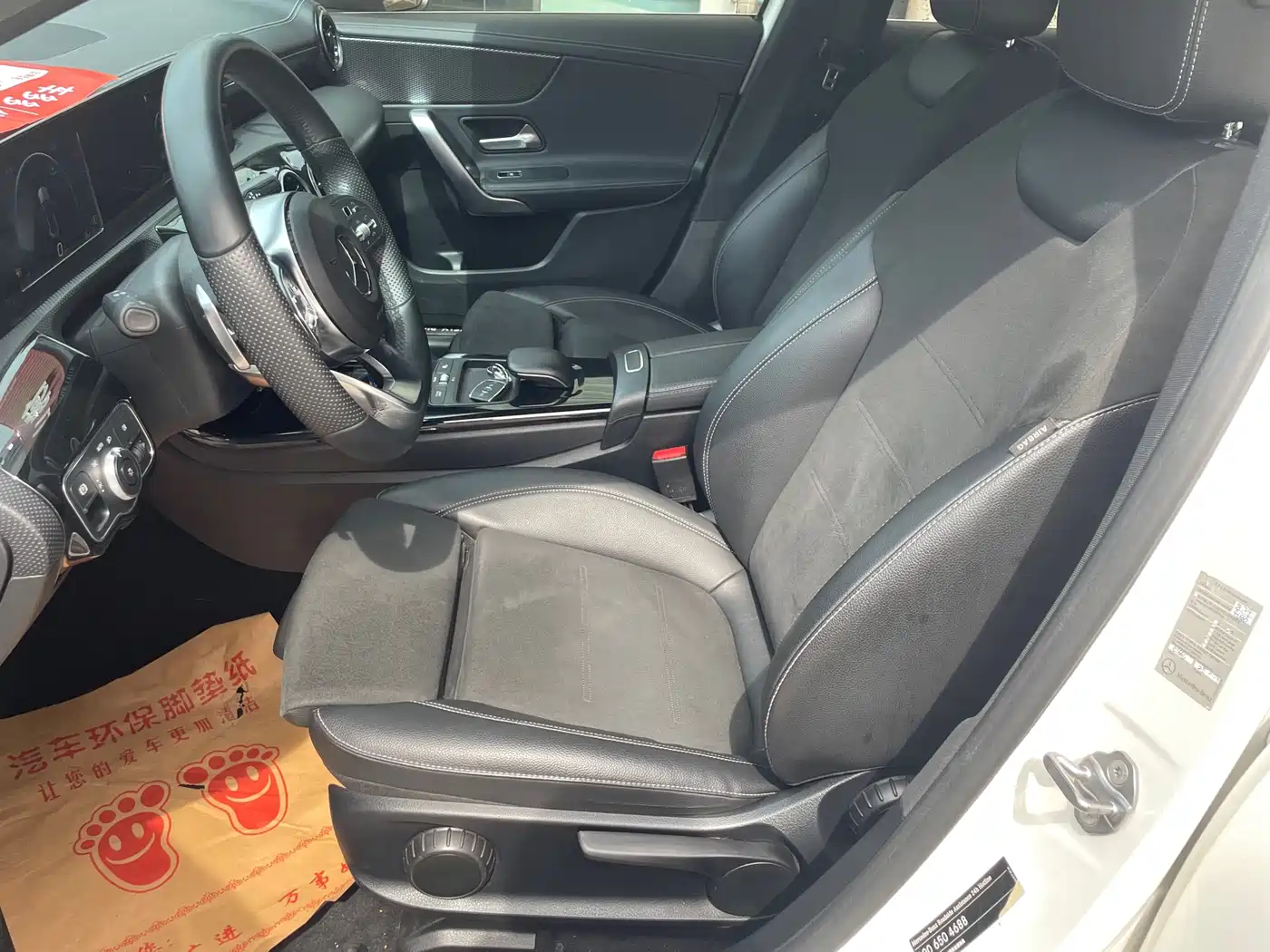 Mercedes-Benz A-Class 2019 A 180 L Sport Sedan фото 6