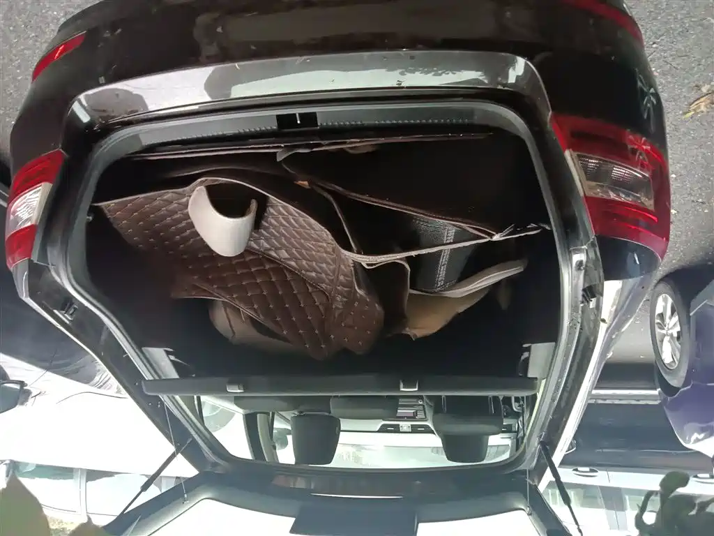 Škoda Octavia 2017 Classic 1.6L Automatic Comfort фото 15