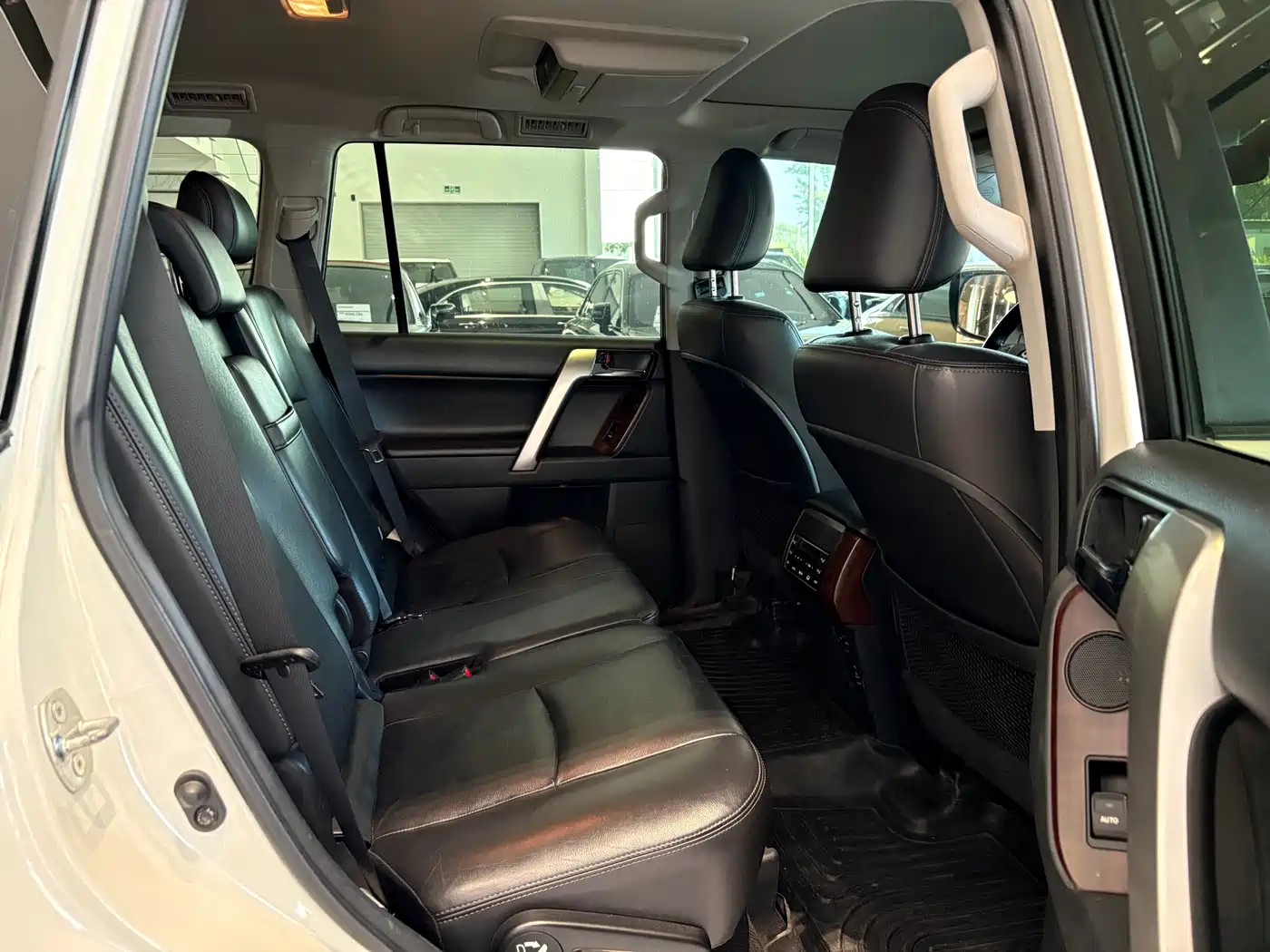 Toyota Prado 2016 3.5L Auto TX-L NAVI фото 15