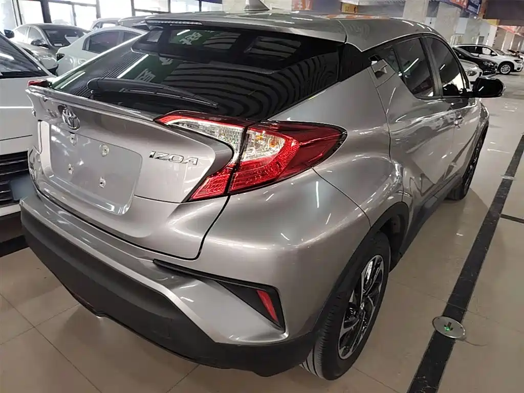 Toyota IZOA 2020 2.0L Yi Xiang Edition фото 7