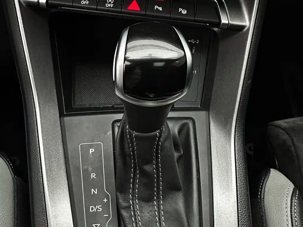 Audi Q3 2022 35 TFSI Fashion Dynamic фото 13