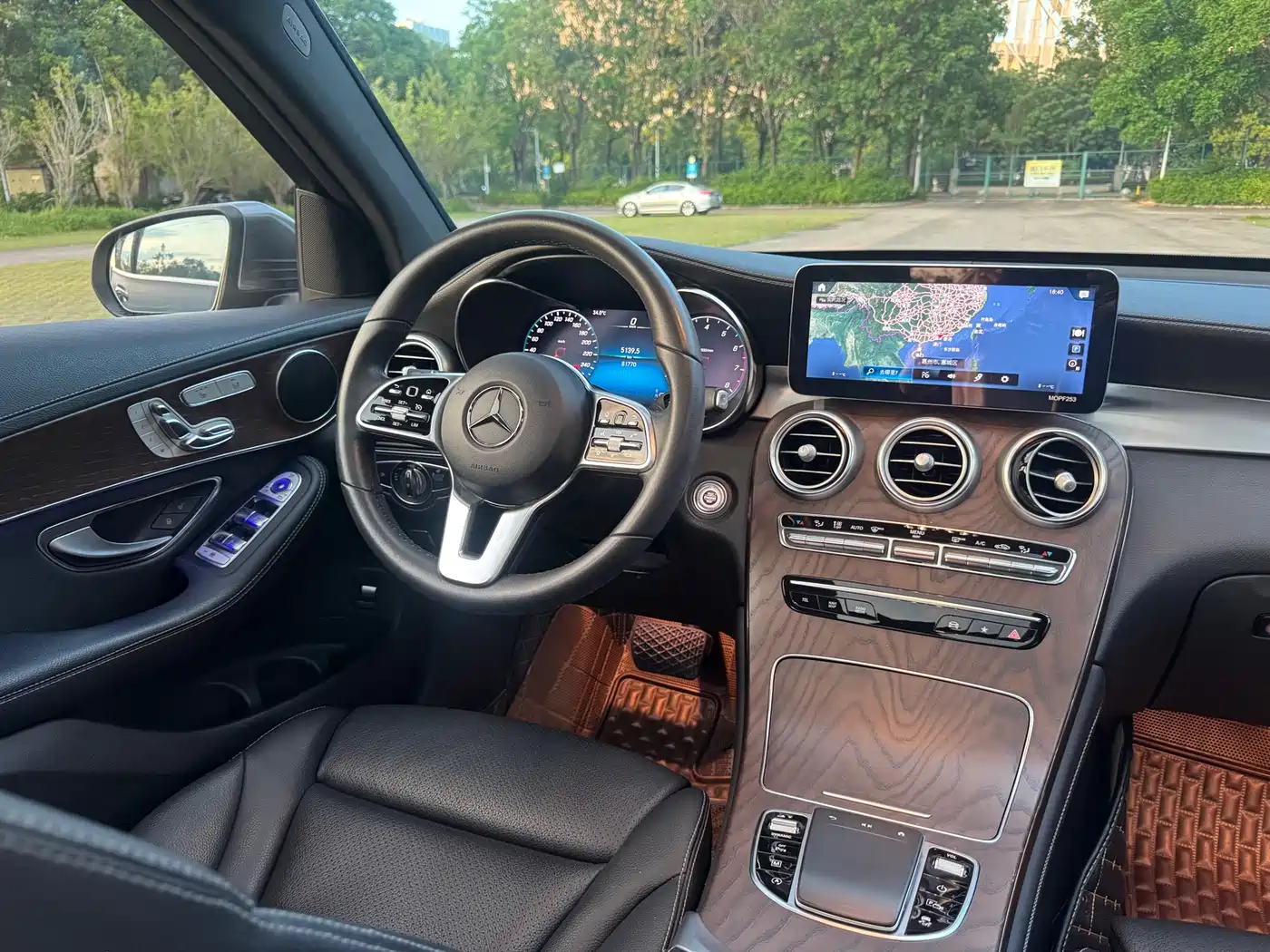 Mercedes-Benz GLC 2021 GLC 260 L 4MATIC Luxury фото 10