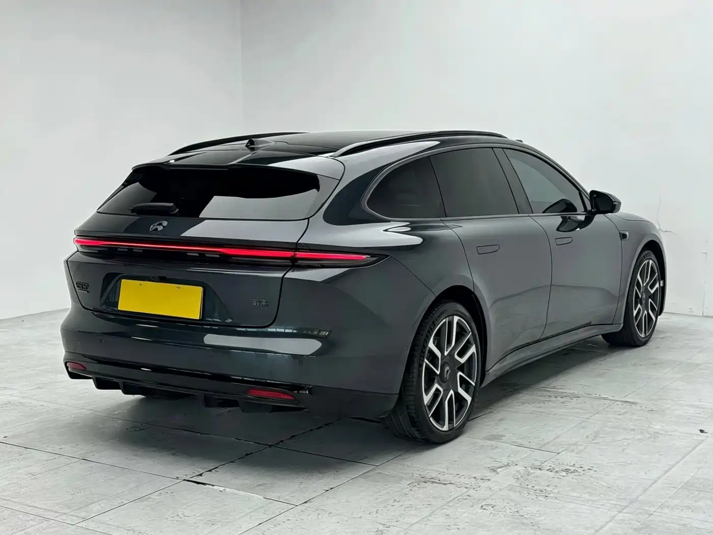 Фото 6 - NIO ET5T
