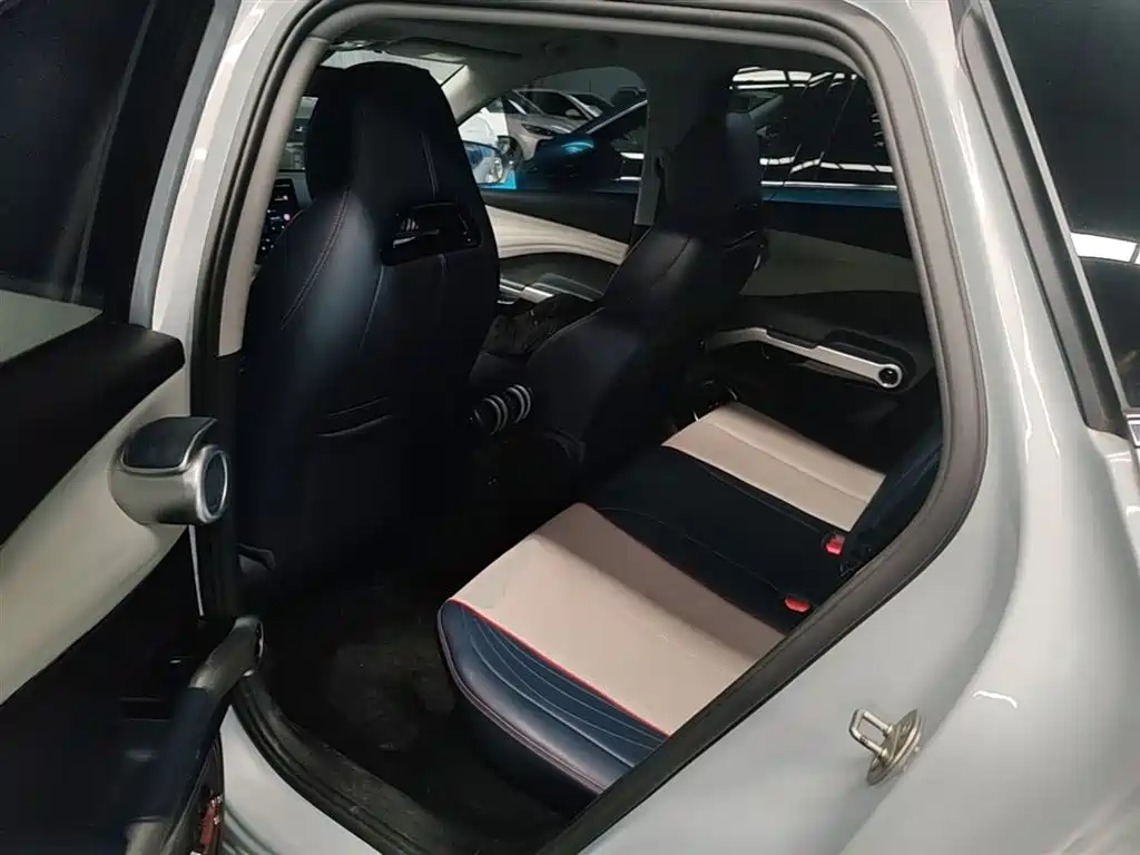 BYD Yuan PLUS 2022 510KM Flagship фото 17