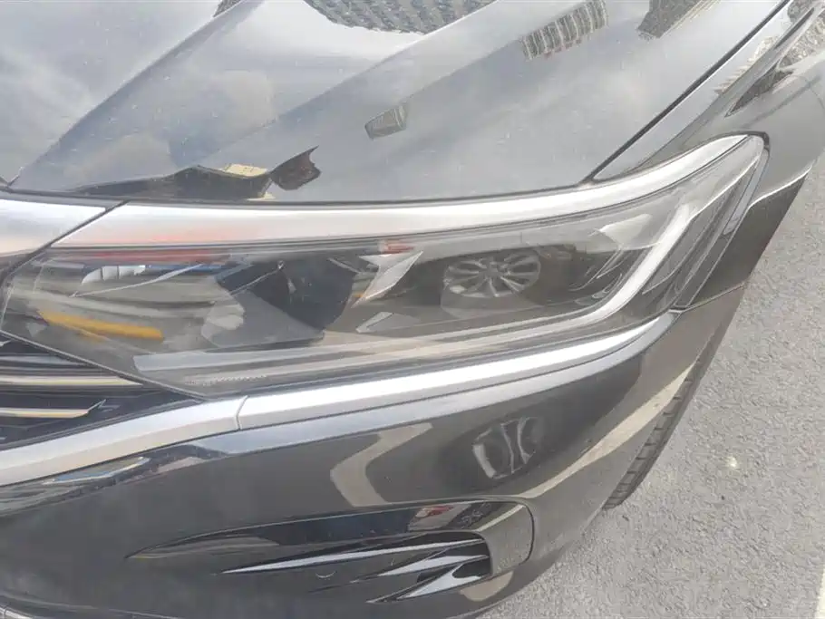 Volkswagen Passat 2023 330TSI Elite Edition фото 5