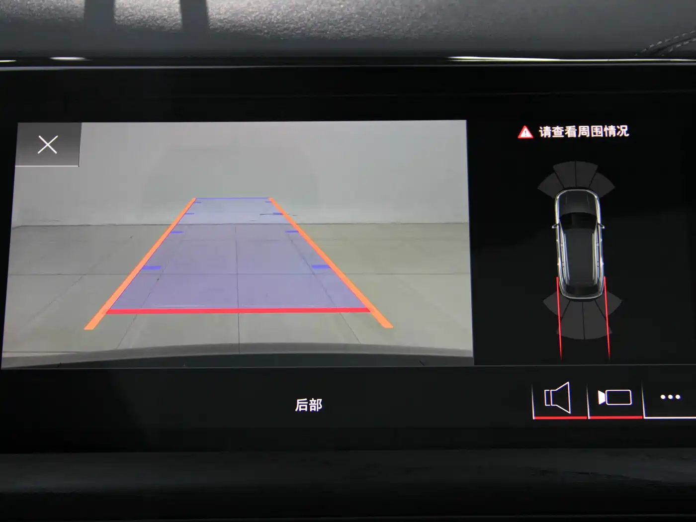 Audi Q6 2024 40 TFSI quattro Cloud View Yulin Package 7-seater фото 36