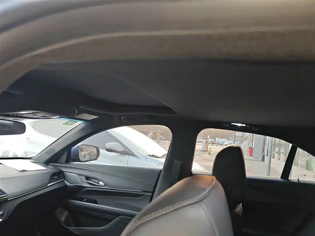 CADILLAC CT4