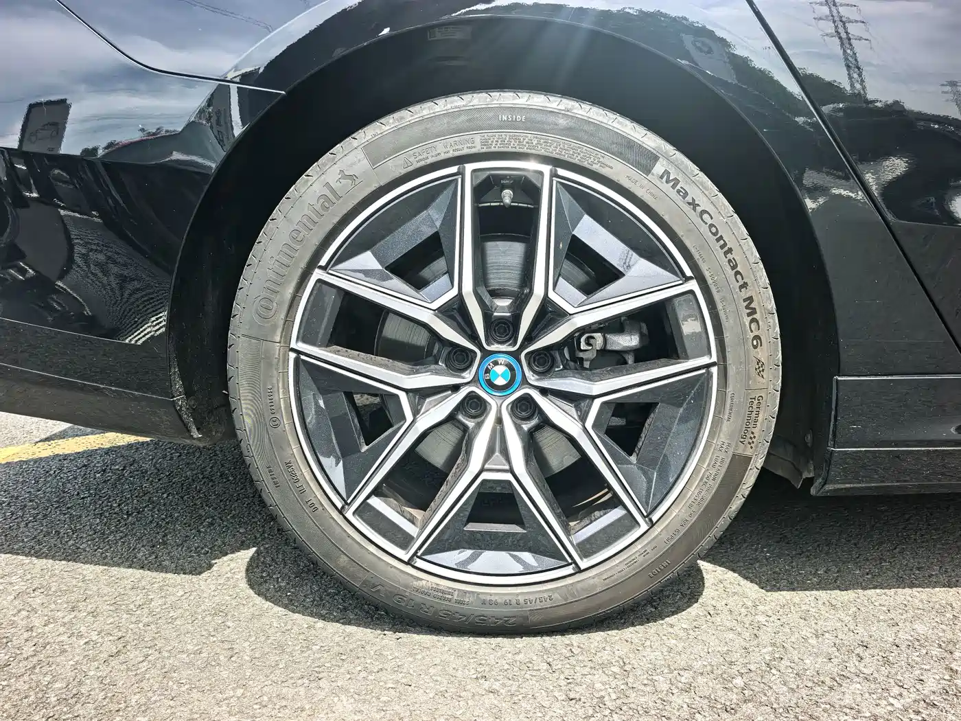 BMW i5 2024 2024 eDrive 35L Premium Model M Sport Package