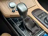 Фото 20 - Lexus ES