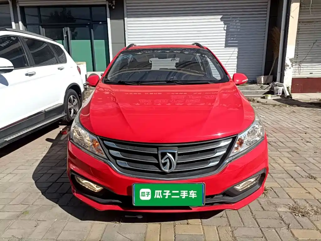 Фото 3 - Baojun 310